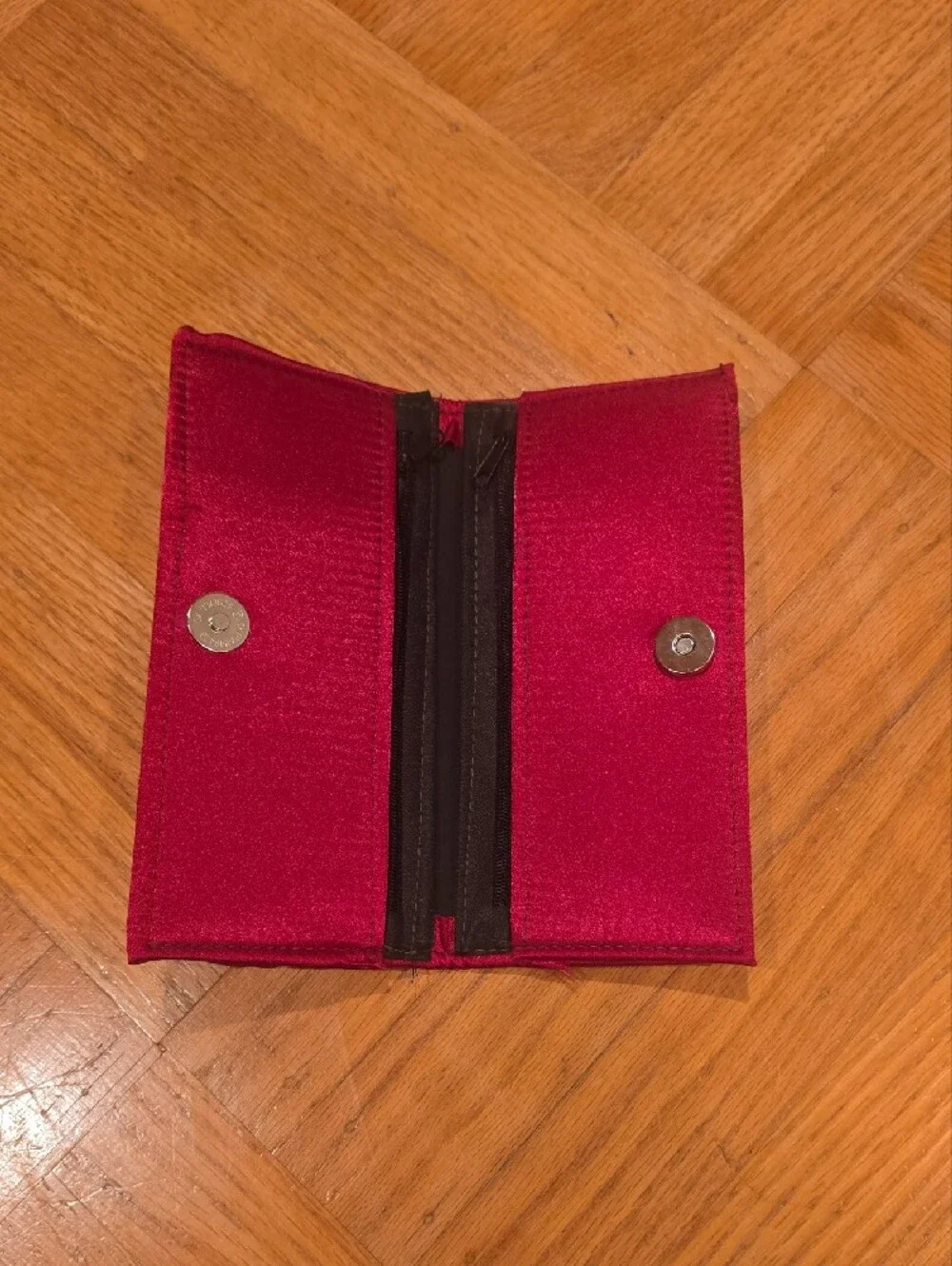 HUE Red Embroidery Pouch